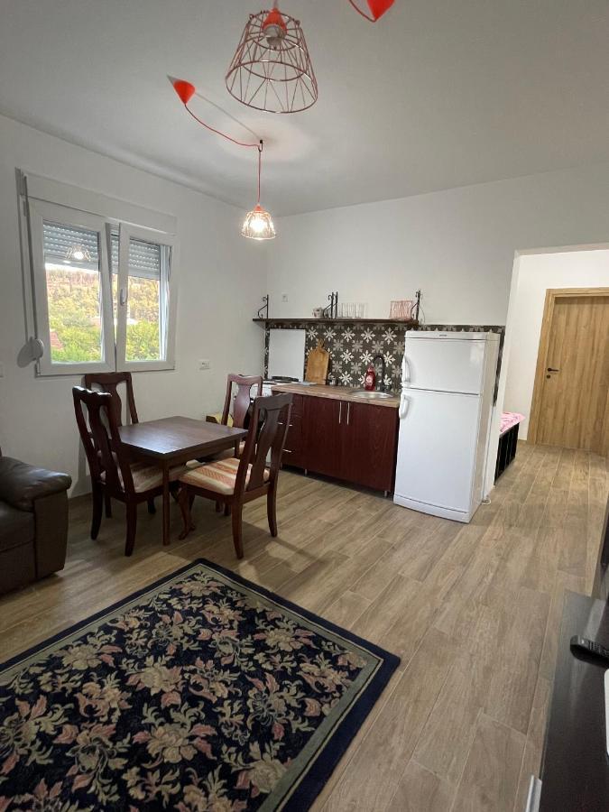 Entire Spacious Apartment With Free Parking Podgorica Zewnętrze zdjęcie